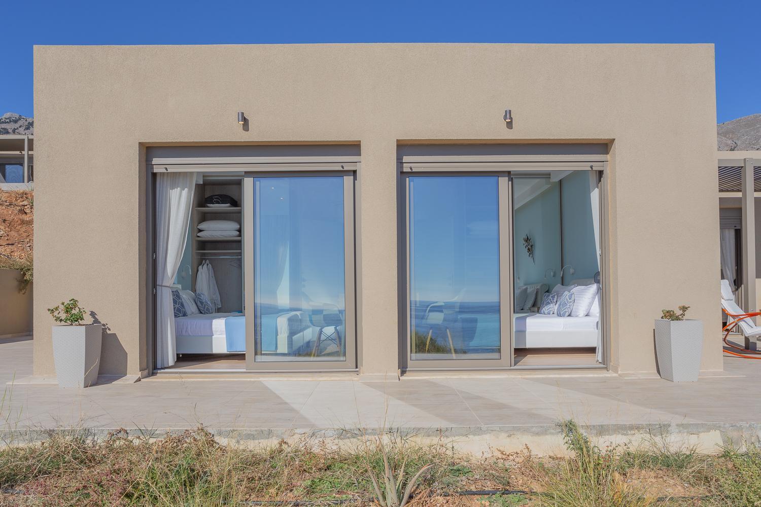 Olive And Aloe Villas Nomikiana Ngoại thất bức ảnh